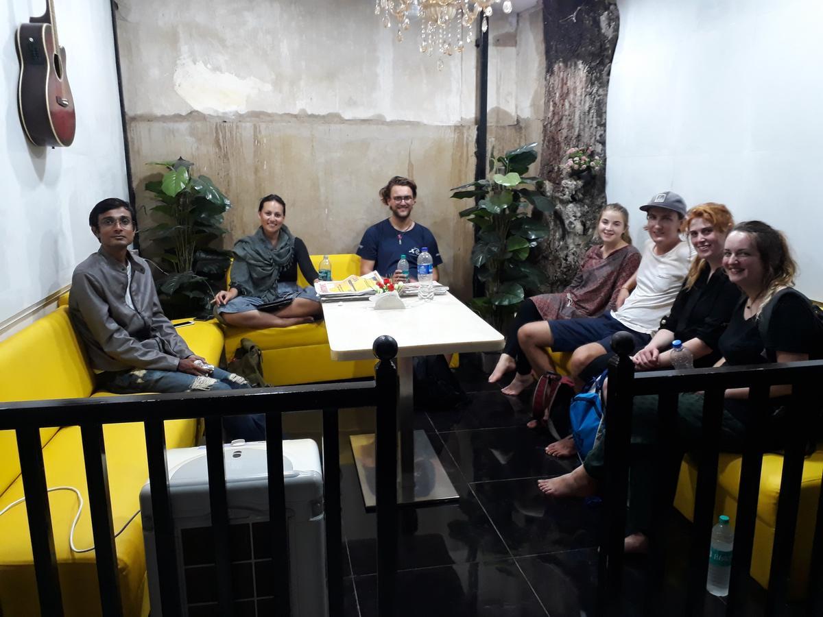 Town Hostel Mumbai - Ac Dormitory Bagian luar foto