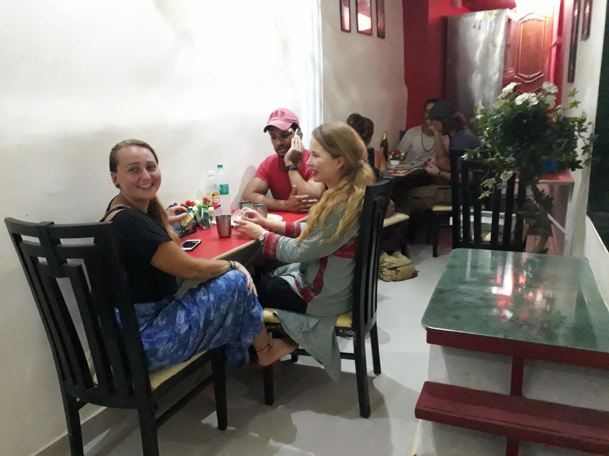 Town Hostel Mumbai - Ac Dormitory Bagian luar foto