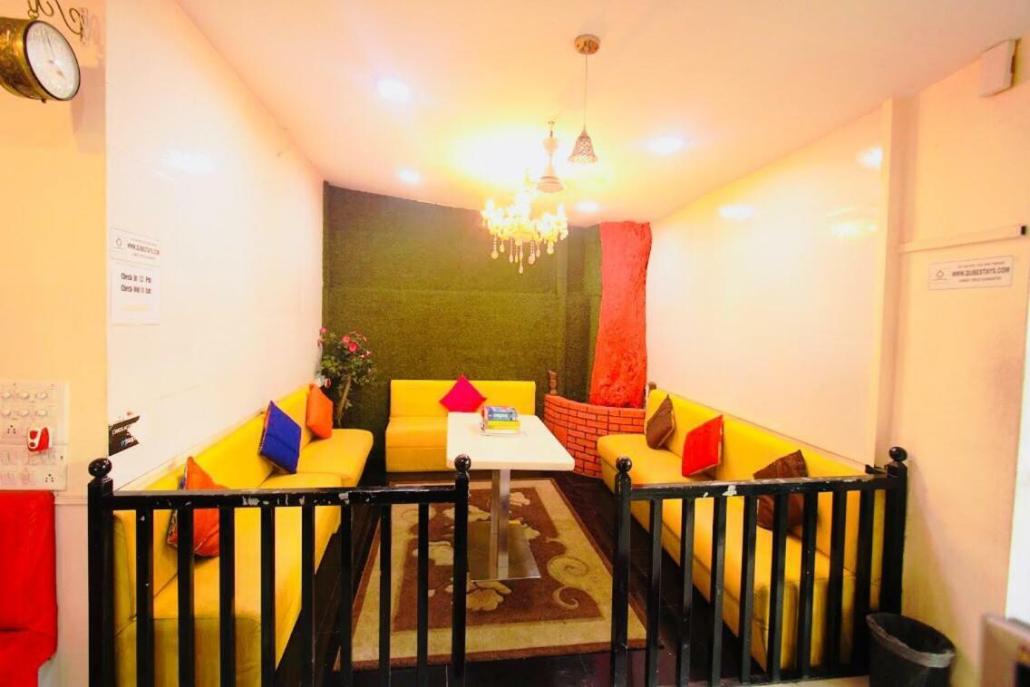 Town Hostel Mumbai - Ac Dormitory Bagian luar foto